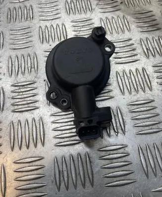 Volvo XC90 Camshaft position sensor 011102