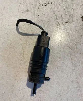 Mercedes-Benz Sprinter W906 Windscreen/windshield washer pump 2218690121 3028232