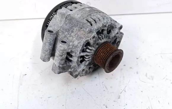 BMW 5 F10 F11 Generator/alternator 7616119 1042106501