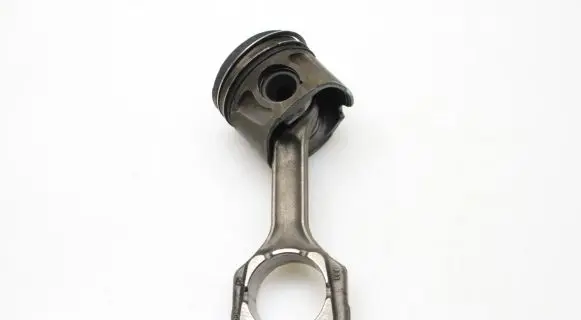 Mercedes-Benz CLS C219 Piston with connecting rod