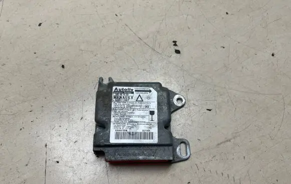Renault Laguna I Airbag control unit/module 8200111667 550804400