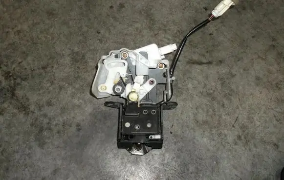 Mazda 6 Tailgate/trunk/boot lock/catch/latch