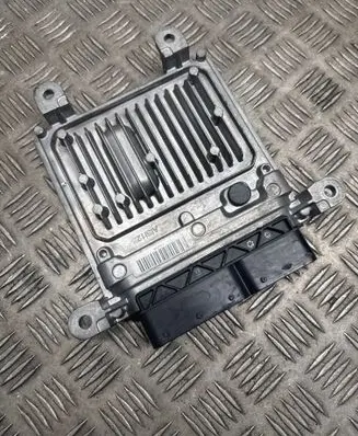 Mercedes-Benz E W212 Engine control unit/module A6519007500 28312735 A0064461540