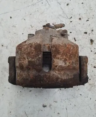 Volkswagen Golf V Front brake caliper