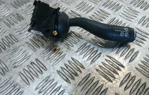 Volkswagen Touareg I Wiper control stalk 7L6953503