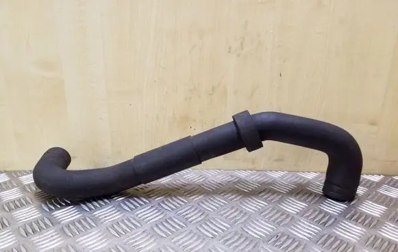 Ford Maverick Engine coolant pipe/hose