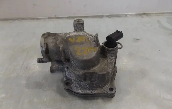Mercedes-Benz C AMG W204 Thermostat housing 
