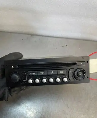 Citroen C3 Radio/CD/DVD/GPS head unit 98016070XT