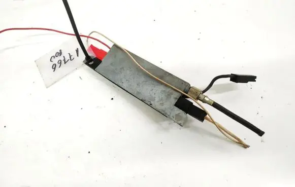 Audi A4 S4 B5 8D Antenna control unit 8D5035225
