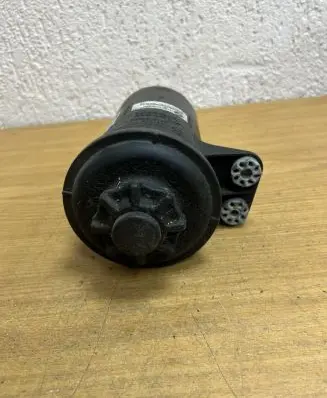BMW X5 E70 Brake fluid reservoir 10617211 F2606