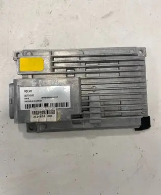 Volvo V70 Engine control unit/module 30774242 3126820 2074262