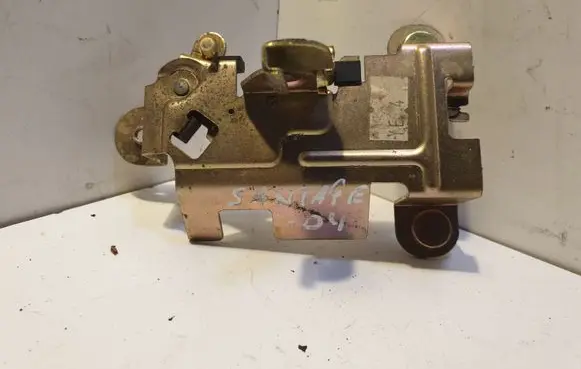 Hyundai Santa Fe Loading door lock 