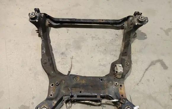Volvo XC70 Front subframe 