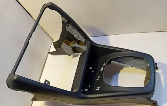 Audi A4 S4 B5 8D Center console