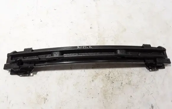 Dacia Duster Front bumper cross member