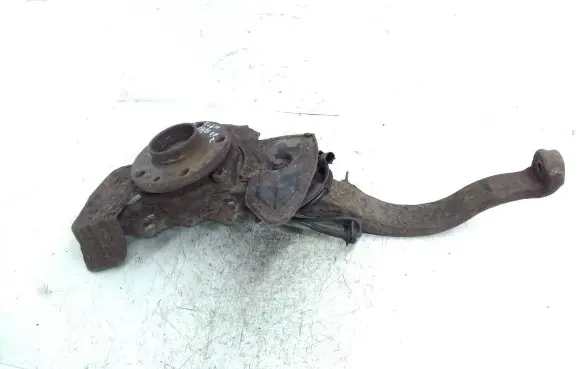 Alfa Romeo 156 Front wheel hub spindle knuckle