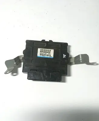 Mitsubishi Pajero ABS control unit/module MR400420 X2T34172