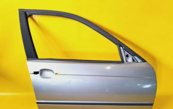 BMW 3 E46 Front door
