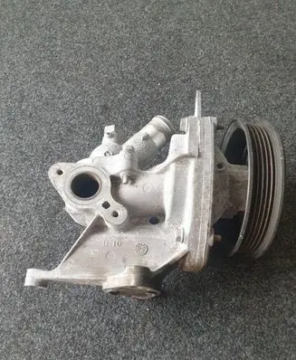 Chevrolet Camaro Water pump 160460708U4 12663910