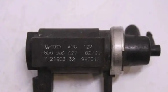 Volkswagen PASSAT B5.5 Turbo solenoid valve 8D0906627 99T015 72190332