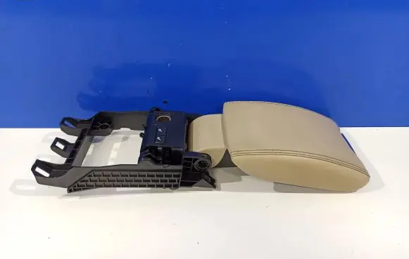 Volvo S60 Armrest 9191860 39829258
