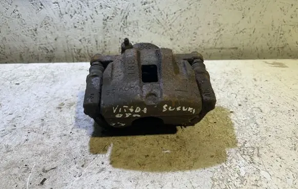 Suzuki Grand Vitara II Front brake caliper