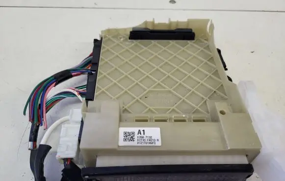 Toyota C-HR I Other control units/modules 82730F4010B
