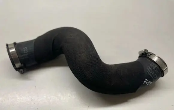 Audi Q5 SQ5 Intercooler hose/pipe 8R0145737N