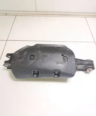 Rear control arm
