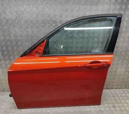 BMW 1 F20 F21 Front door 7284511