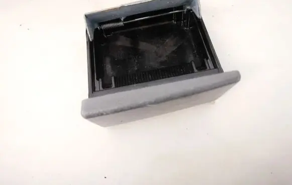 Car ashtray
