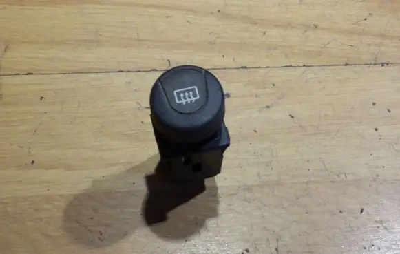 Citroen Berlingo Windscreen/window heater switch