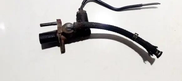 Master brake cylinder