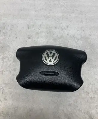 Volkswagen Golf IV Steering wheel airbag 3B0880201BM