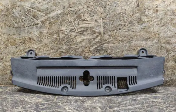 Engine bonnet/hood lock trim molding