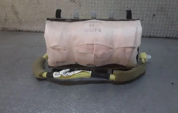 Toyota Auris 150 Passenger airbag 305810910