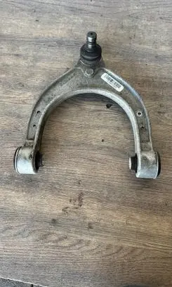BMW 5 G30 G31 Front control arm 686118502