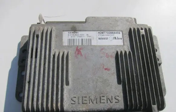 Renault Megane II Engine control unit/module S115301101D