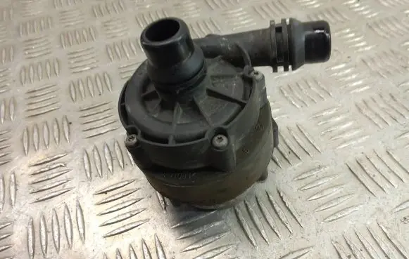 BMW X3 G01 Electric auxiliary coolant/water pump 8663248