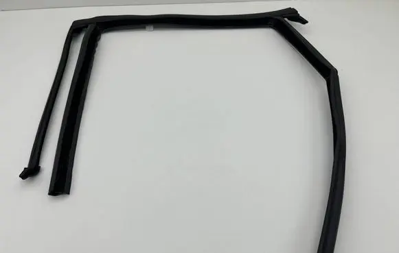 BMW X1 U11 Rubber seal rear door 9451541