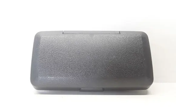 Radio/GPS head unit trim