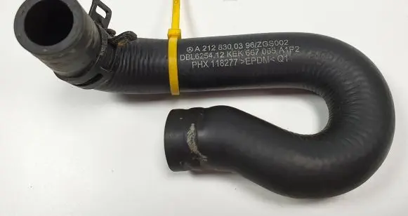 Mercedes-Benz E W212 Engine coolant pipe/hose A2128300396