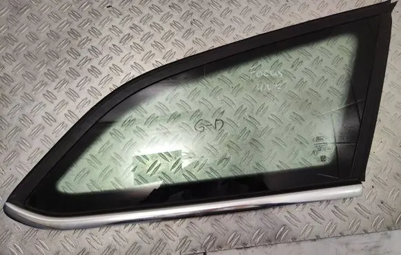 Ford Focus Rear side window BM51N297B00D 43R001582 DOT682AS2M3S2