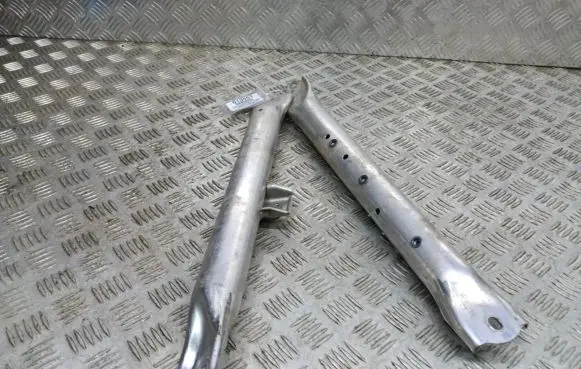Tesla Model S Other sill/pillar trim element