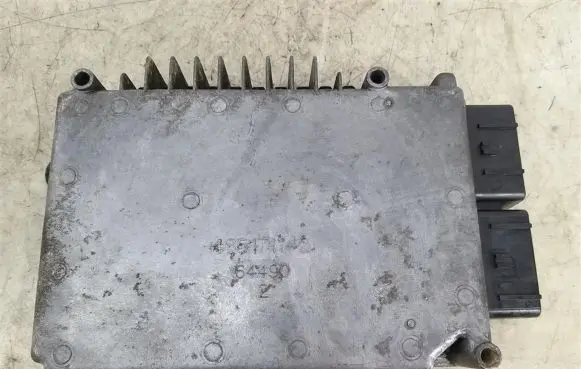 Chrysler Voyager Engine control unit/module P04727215AF