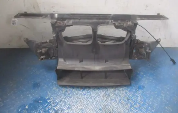 BMW 3 E46 Front bodywork piece 