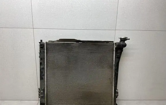 Hyundai i40 Coolant radiator 253102ZXXX