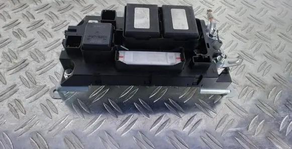 Lexus CT 200H Fuse module G384148030 1567003881 G384248020