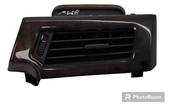 BMW 5 E60 E61 Dash center air vent grill 64226913708 14121810