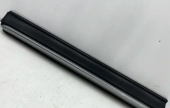 Mazda CX-5 II Front door trim (molding) KB7W51RB1